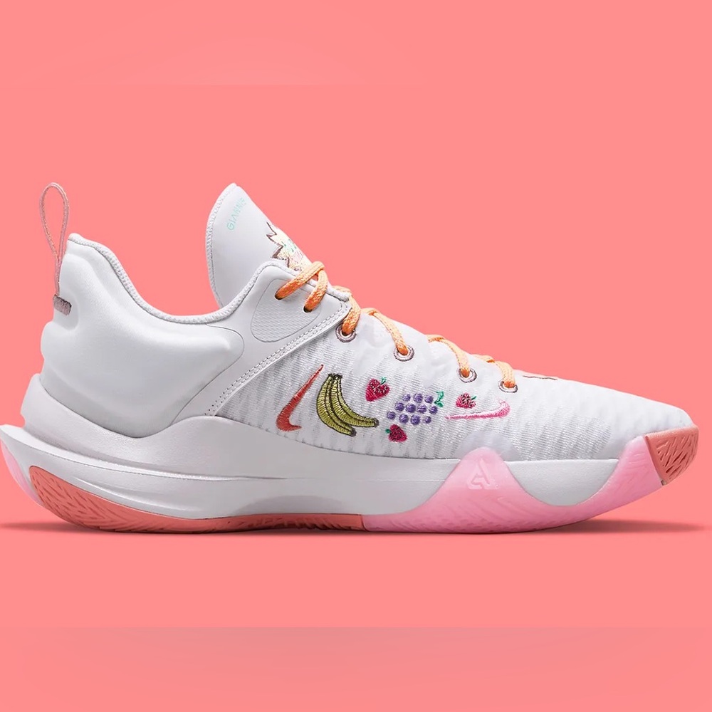 SOLD Size 4.5 (GS) - Nike Giannis Immortality Low Force Field - DM7609-500